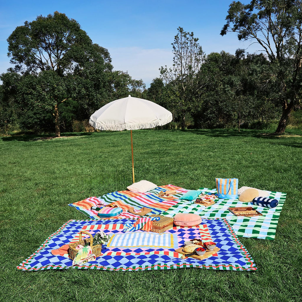 Quick Dry Water Resistant Picnic Blanket for Camping and Travel